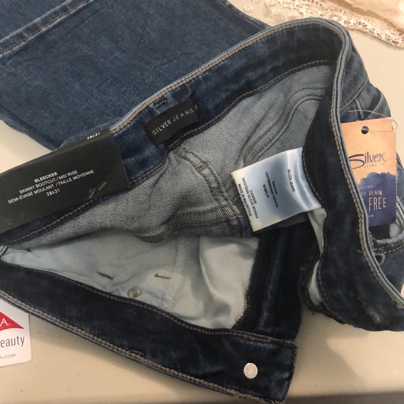 Silver Bleecker Mid Skinny Bootcut - Picture 3 of 7